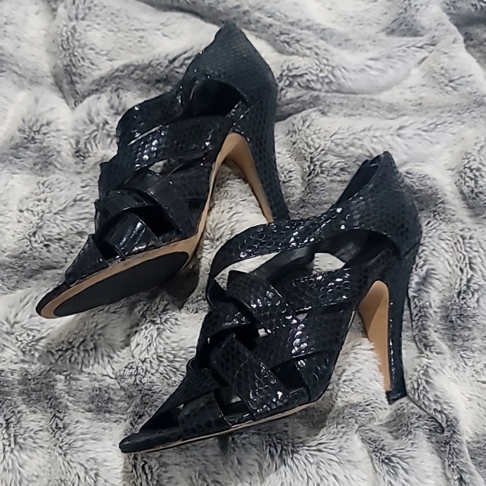 Aldo snake skin heels size 39